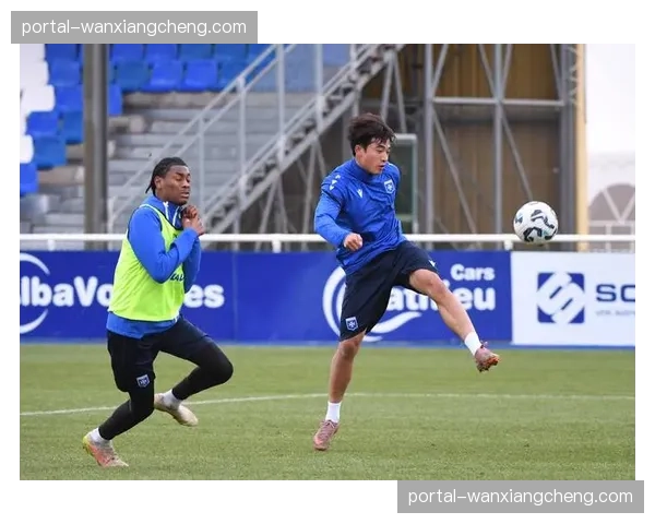 调查:法甲俱乐部季票销售普遍增长,但年轻球迷占比下降 调查:法甲俱乐部季票销售普遍增长,但年轻球迷占比下降