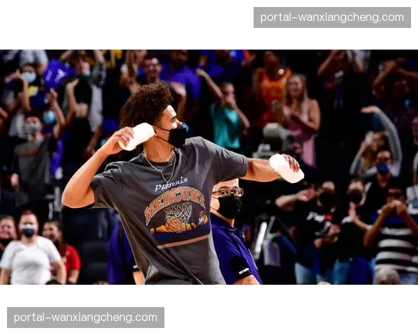 芝加哥天空季前赛迎战菲尼克斯水星，防守效率提升17%成战术焦点